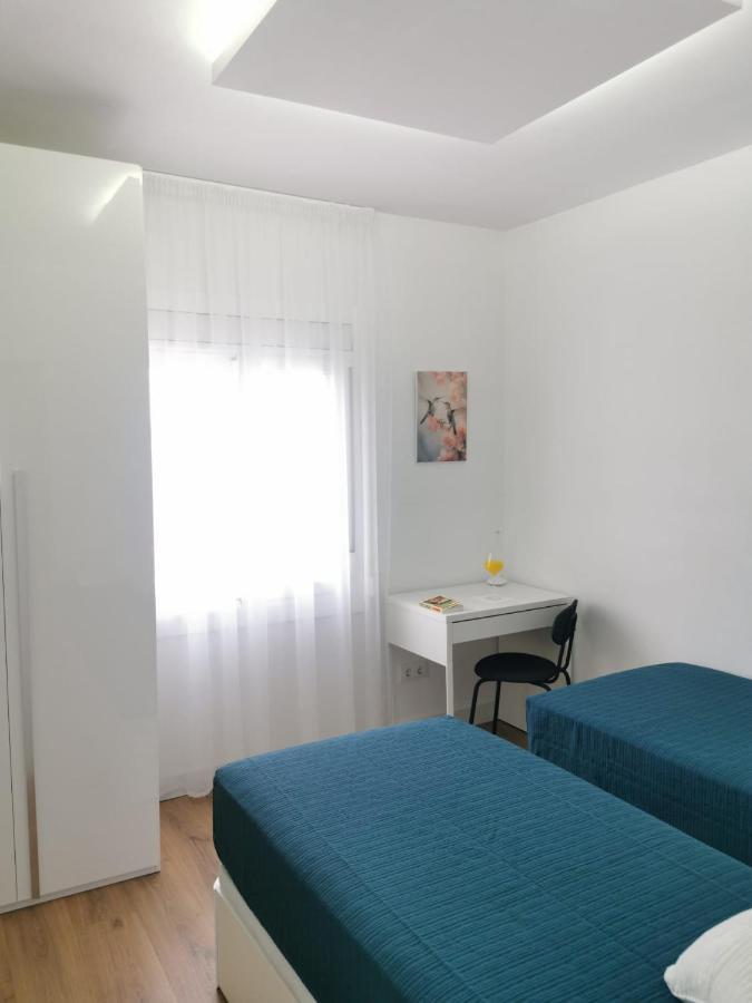 Atico Apartment Terrassa Exterior photo